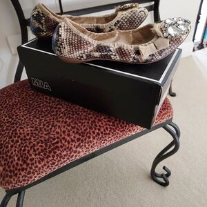 MIA Women's Snakeskin Ballet Flats